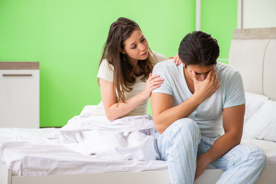 Rejsningsproblemer kan skyldes præstationsangst, depression og problemer i parforholdet.